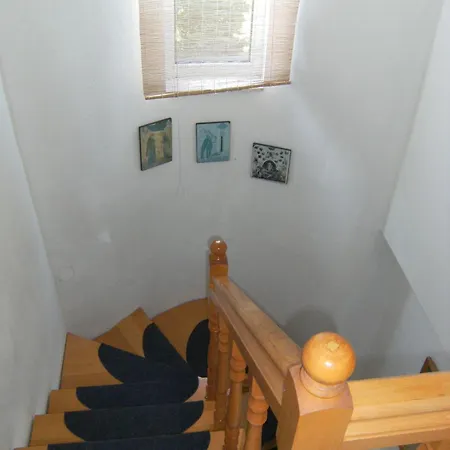 Nr 2b Tatil Evi Balatonszarszo
