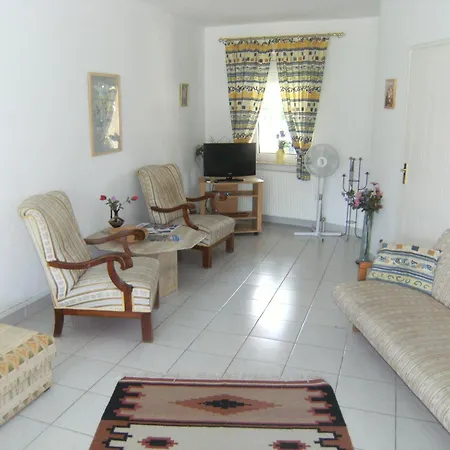 Casa vacanze Nr 2b Balatonszarszo